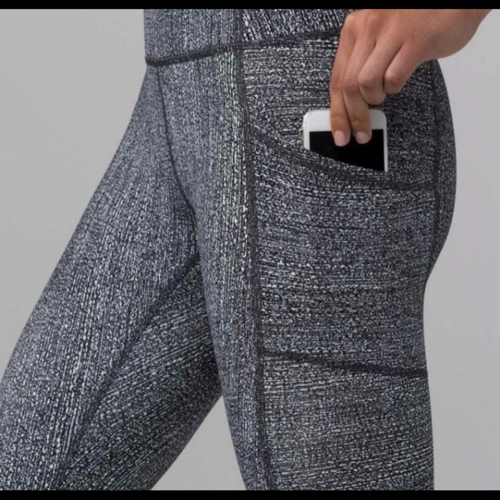 NWOT Lululemon Tight Stuff II leggings